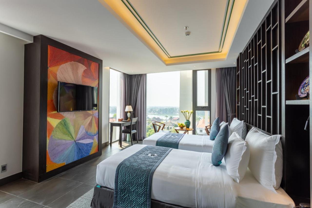 White Lotus Hotel 4*