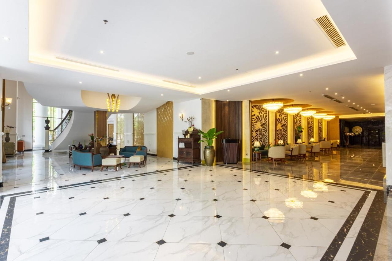 White Lotus Hotel