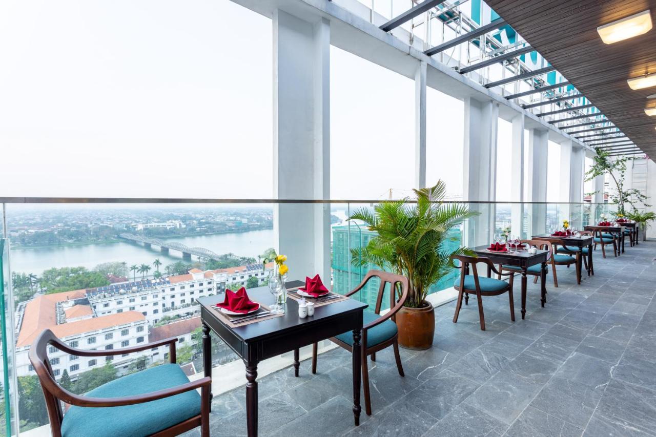 Hotel White Lotus Hue